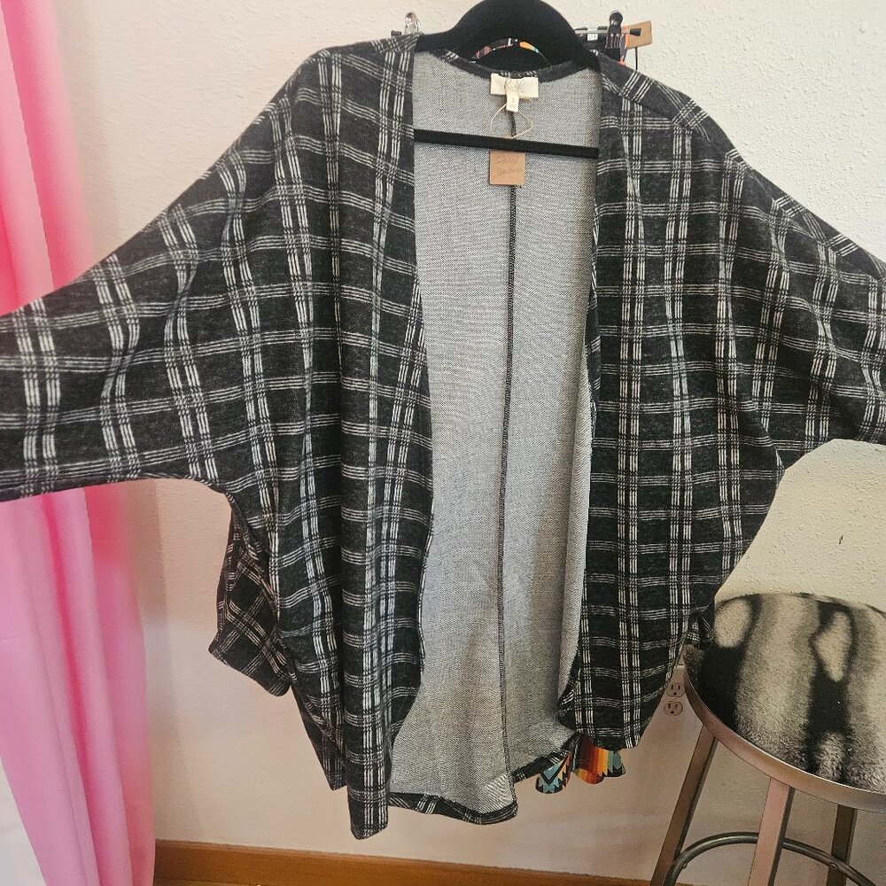 Flannel Cardigan- Black and White